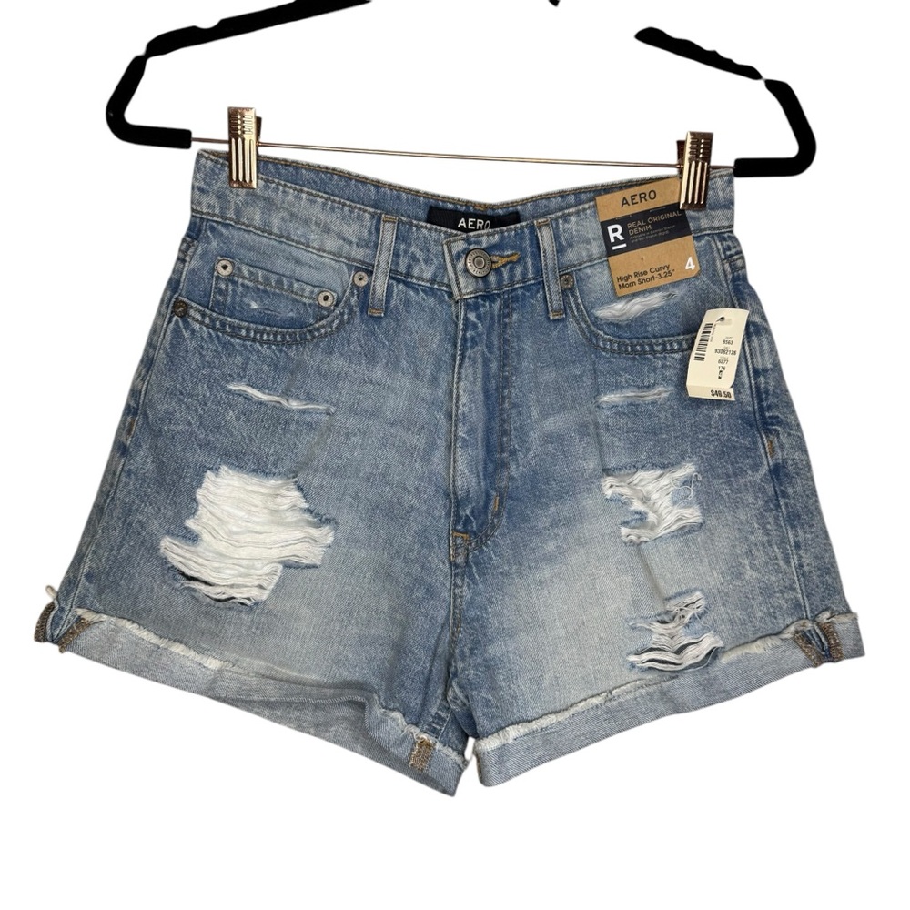 Aero High Rise Curvy Mom Short Distressed Denim Size 4 Zipper Fly